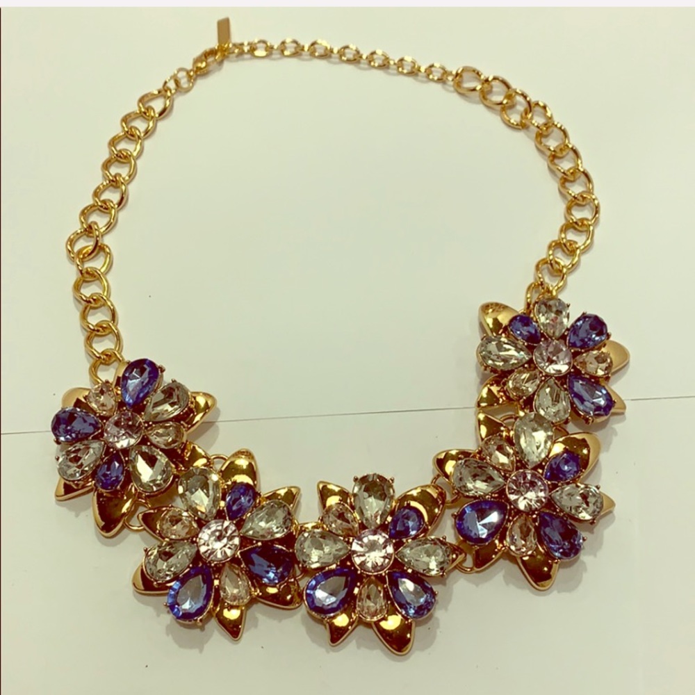 NEW/ NWOT SUGARFREE Floral Gold Tone Necklace - Picture 8 of 8